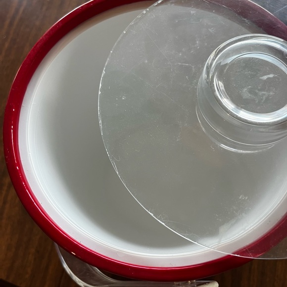 Red Ice Bucket - Picture 4 of 6